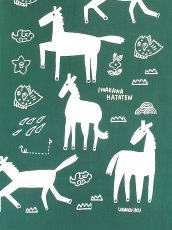 画像2: 【数量限定】岩川旗店の2026年干支「午」手ぬぐい　馬九行久（うまくいく） (2)