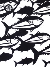 画像2: 【1月の期間限定、3日20時〜販売開始】MASMIC寿の手ぬぐい　マグロちゃん (2)