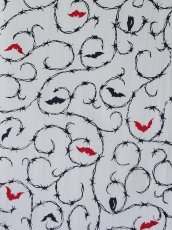 画像2: 【4月の限定販売、3月29日20時〜販売開始】紺屋乃加藤の手ぬぐい　有刺鉄線唐草 グレー（初登場） (2)